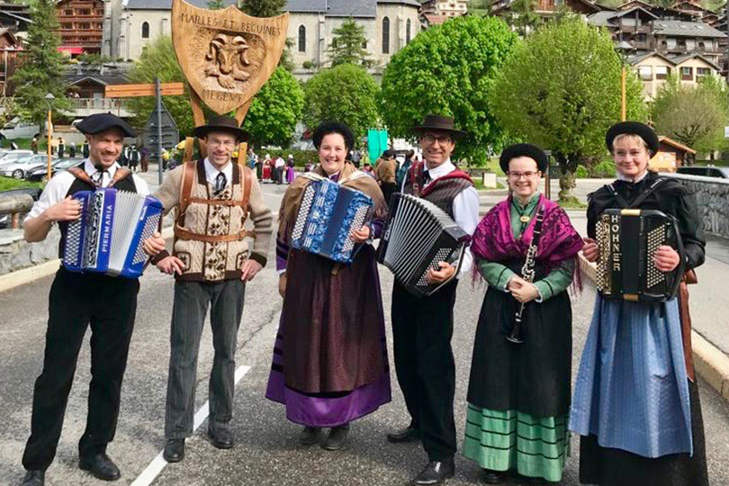 groupe folklorique megève les mailles beguines